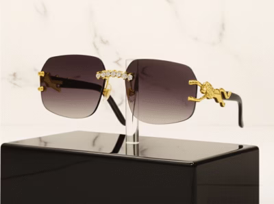 Rising Lion Buffs Luxury Eyewear - Handcrafted Buffalo Horn Frames with Lion Detail Accents